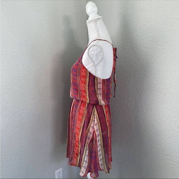 Lush Red Geometric Print Sleeveless V-Neck Racerback Dress Small - Picture 2 of 9